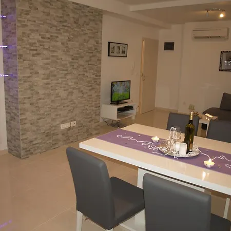 Apartments Svoboda Split Room photo